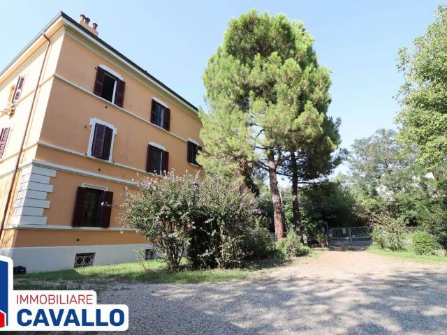 Appartamento in vendita a Bologna BO