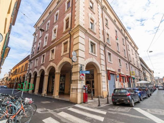 Appartamento in vendita a Bologna BO