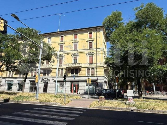 Appartamento in vendita a Bologna BO