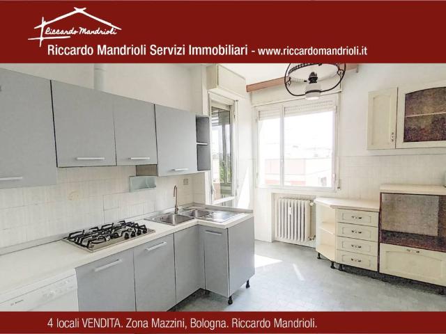 Appartamento in vendita a Bologna BO