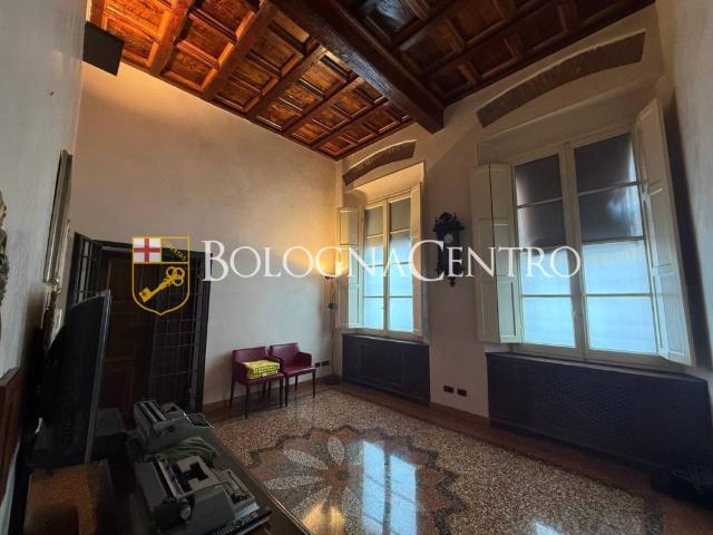 Appartamento in vendita a Bologna BO