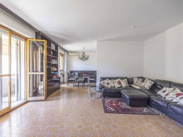 Appartamento in vendita a Bologna BO