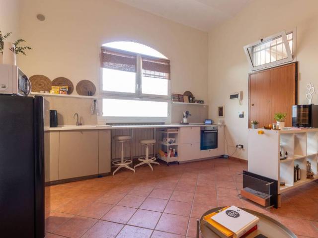 Appartamento in vendita a Bologna BO