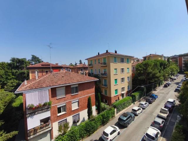 Appartamento in vendita a Bologna BO