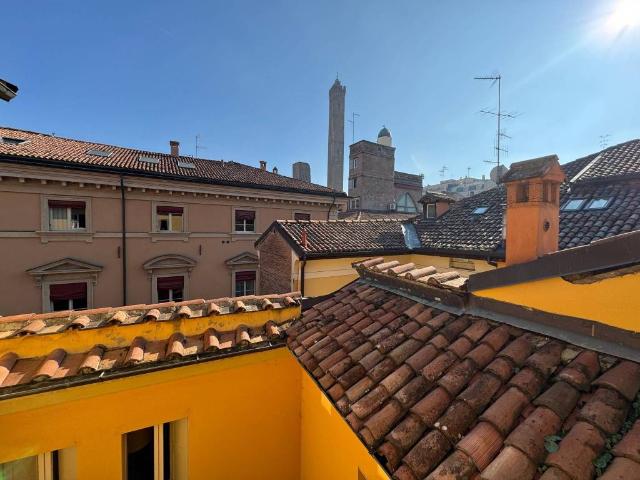 Appartamento in vendita a Bologna BO