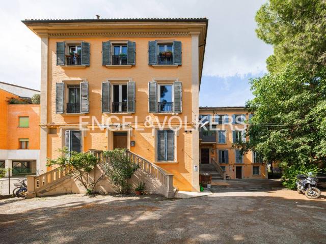 Appartamento in vendita a Bologna BO