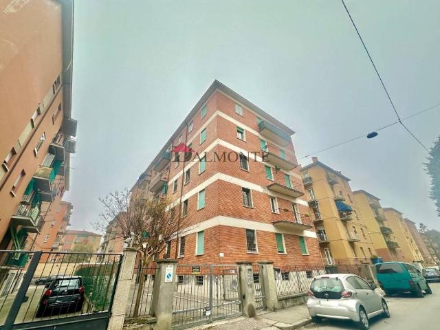 Appartamento in vendita a Bologna BO