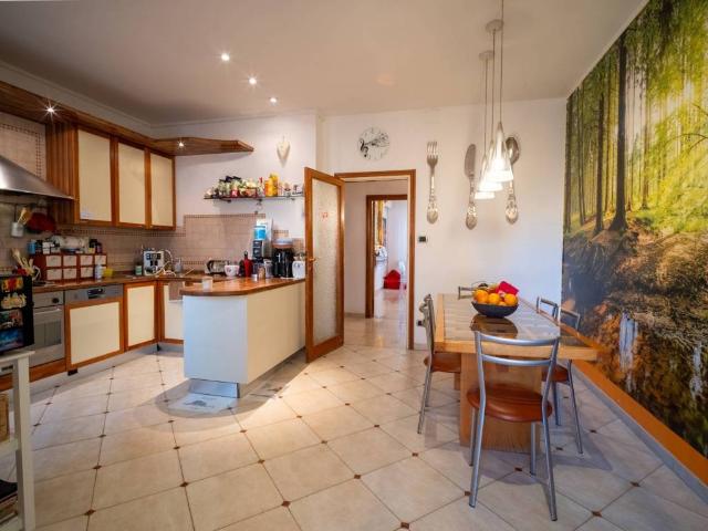Appartamento in vendita a Bologna BO