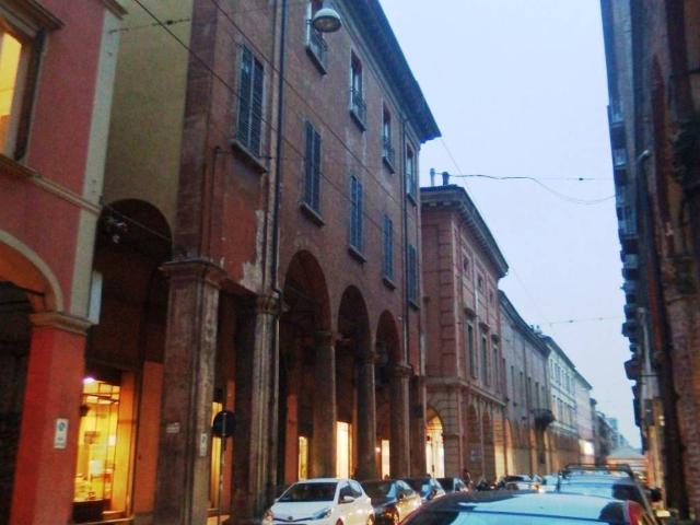Appartamento in vendita a Bologna BO