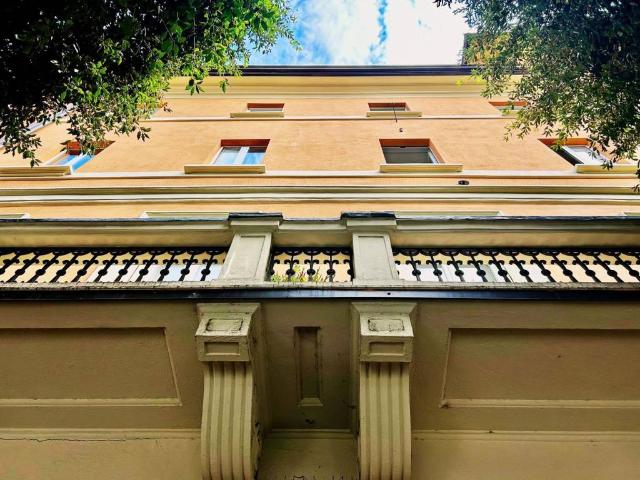 Appartamento in vendita a Bologna BO