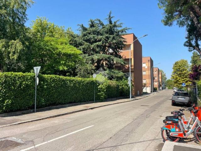 Appartamento in vendita a Bologna BO