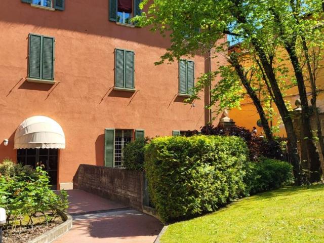 Appartamento in vendita a Bologna BO