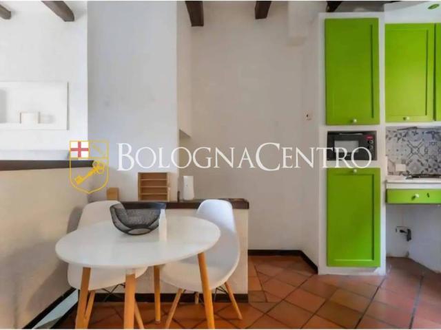 Appartamento in vendita a Bologna BO