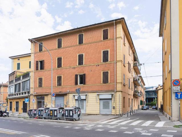 Appartamento in vendita a Bologna BO