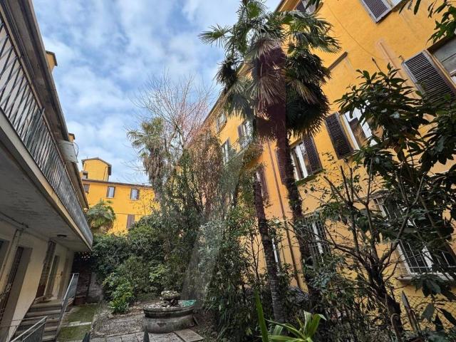 Appartamento in vendita a Bologna BO