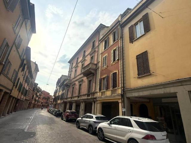 Appartamento in vendita a Bologna BO