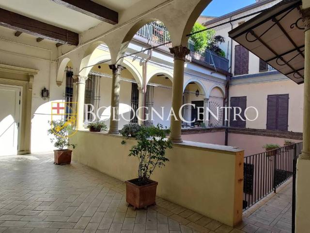 Appartamento in vendita a Bologna BO