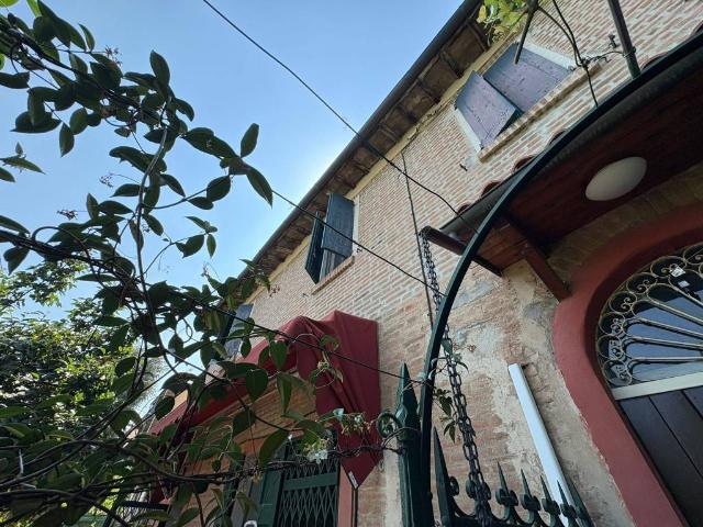 Appartamento in vendita a Bologna BO