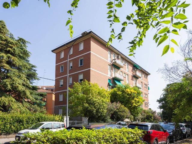 Appartamento in vendita a Bologna BO