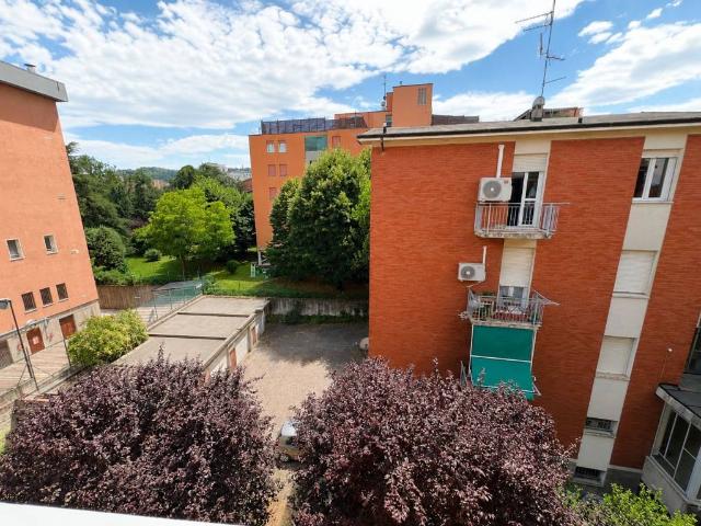 Appartamento in vendita a Bologna BO