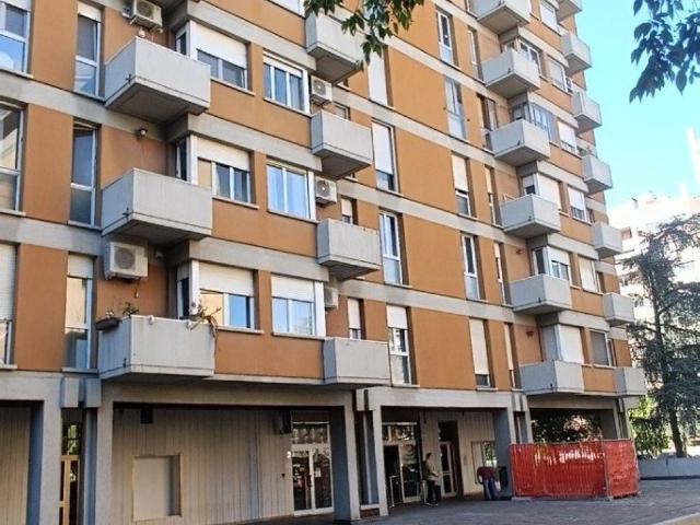 Appartamento in vendita a Bologna BO
