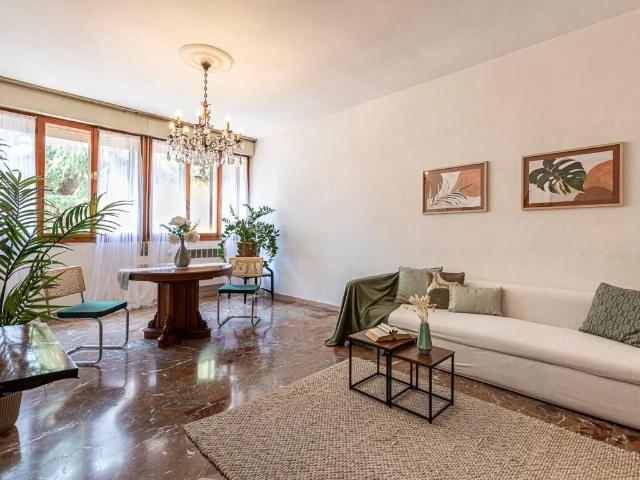 Appartamento in vendita a Bologna BO
