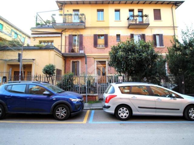 Appartamento in vendita a Bologna BO