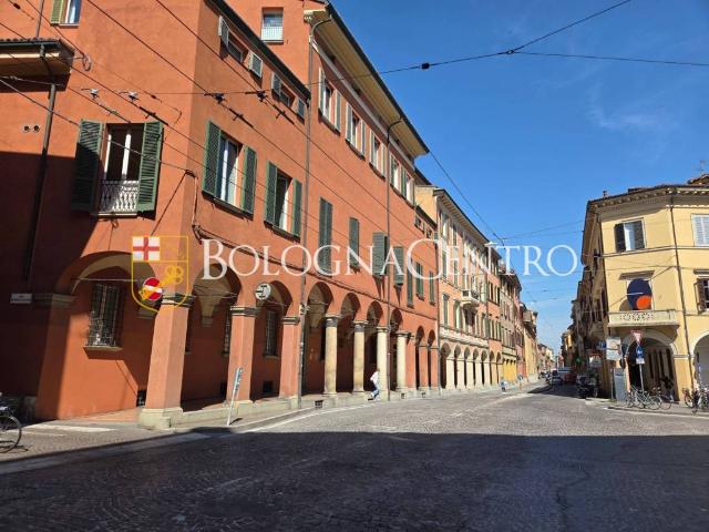 Appartamento in vendita a Bologna BO