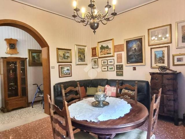 Appartamento in vendita a Bologna BO