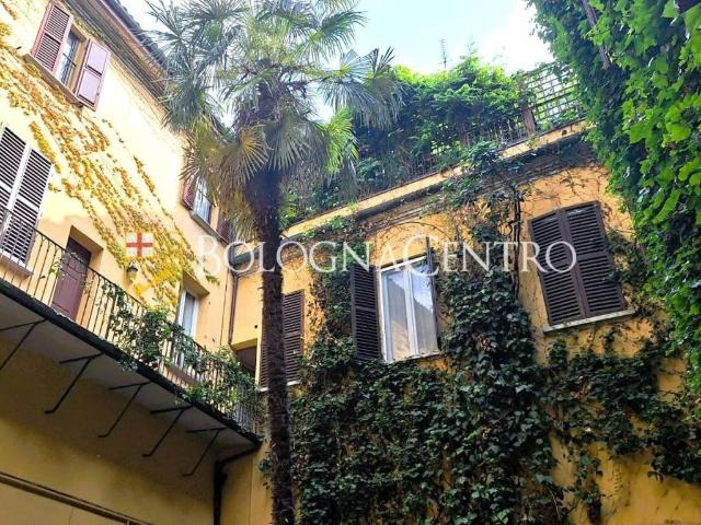 Appartamento in vendita a Bologna BO