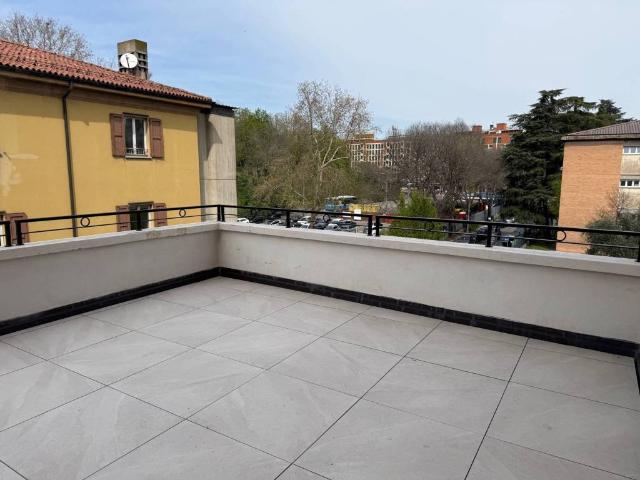 Appartamento in vendita a Bologna BO