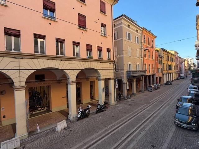 Appartamento in vendita a Bologna BO