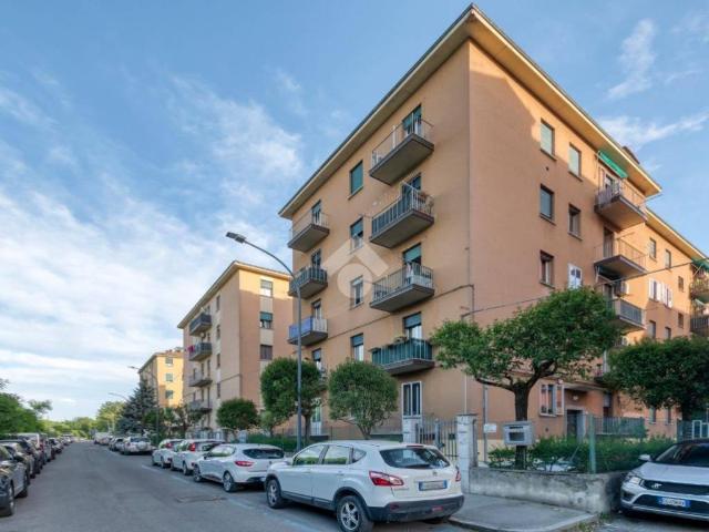 Appartamento in vendita a Bologna BO