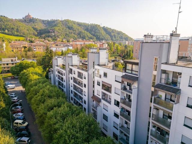 Appartamento in vendita a Bologna BO