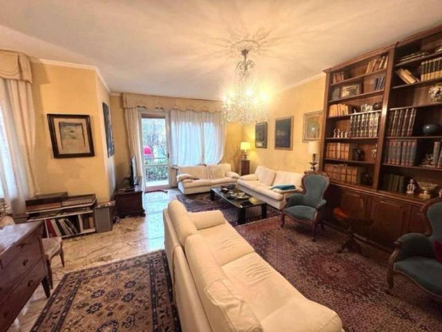 Appartamento in vendita a Bologna BO