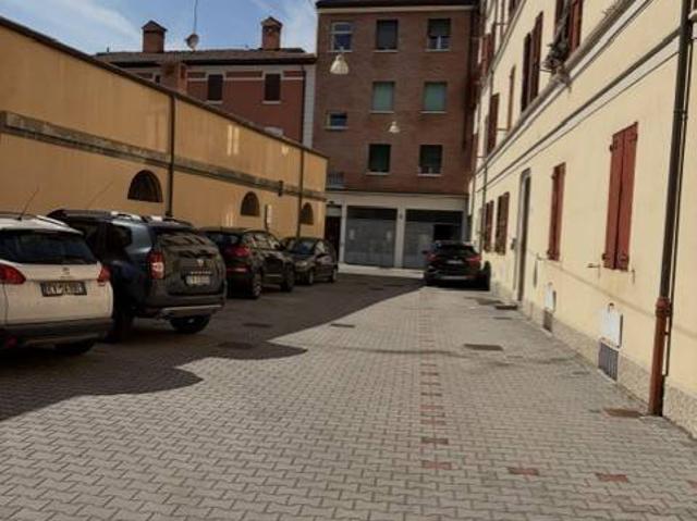Appartamento in vendita a Bologna BO