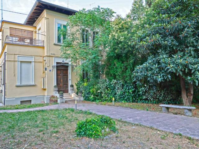 Appartamento in vendita a Bologna BO