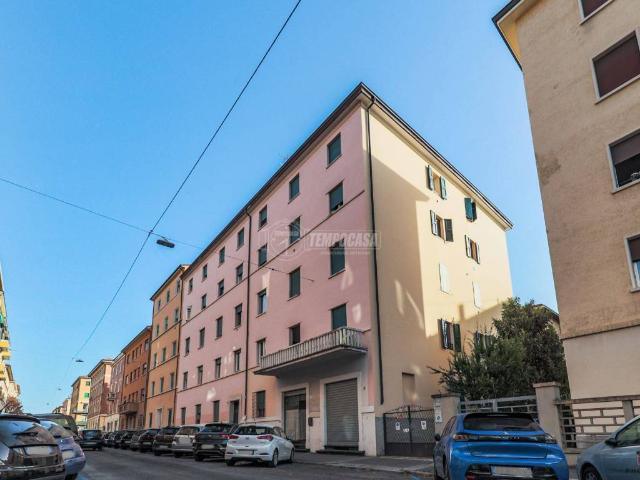 Appartamento in vendita a Bologna BO