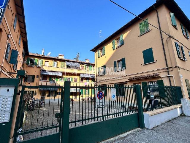 Appartamento in vendita a Bologna BO