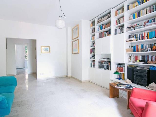 Appartamento in vendita a Bologna BO