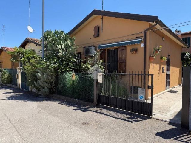 Appartamento in vendita a Bologna BO