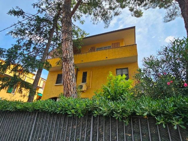 Appartamento in vendita a Bologna BO