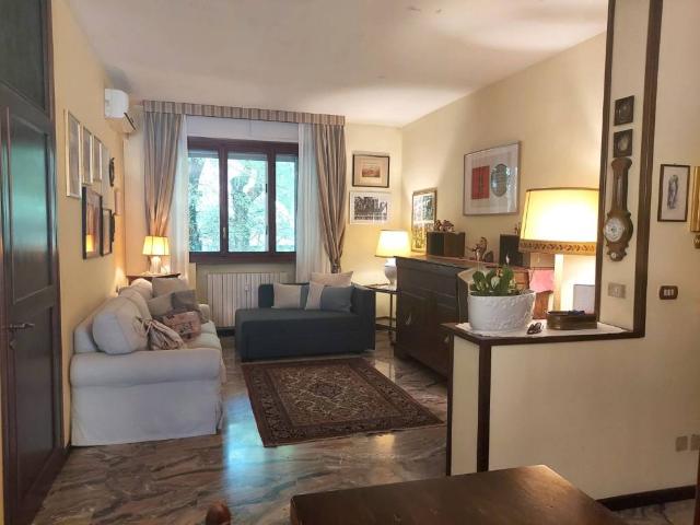 Appartamento in vendita a Bologna BO
