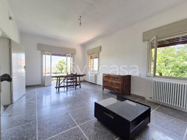Appartamento in vendita a Bologna via Corsica, Colli Saragozza
