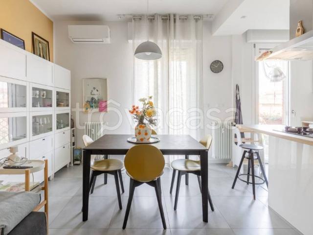 Appartamento in vendita a Bologna via Francesco Bartoli, 20, San Donato