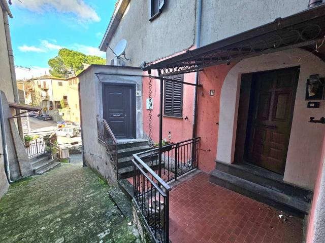 Appartamento in vendita a Bomarzo VT