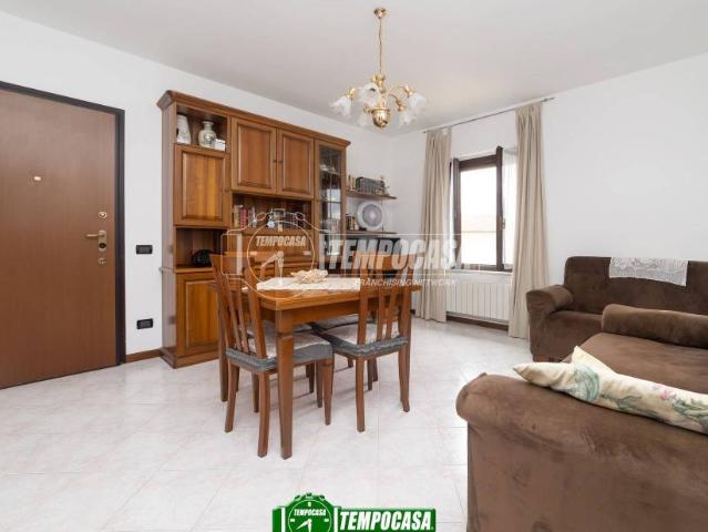 Appartamento in vendita a Bonate Sotto via Vittorio Veneto 37