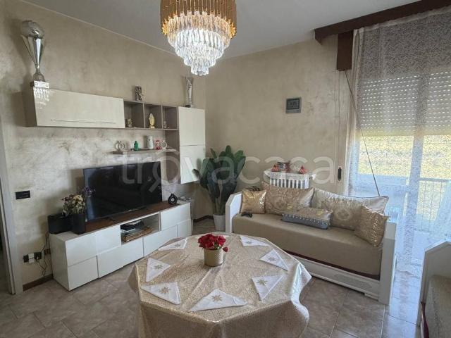 Appartamento in vendita a Bonate Sotto via Vittorio Veneto, 94
