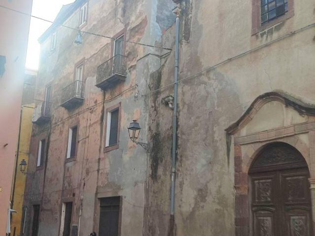 Appartamento in vendita a Bosa OR