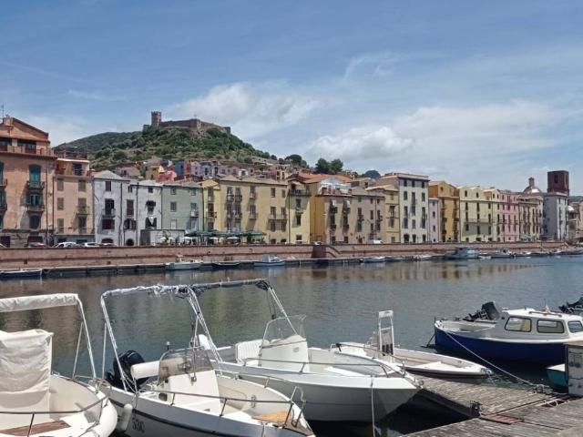 Appartamento in vendita a Bosa OR